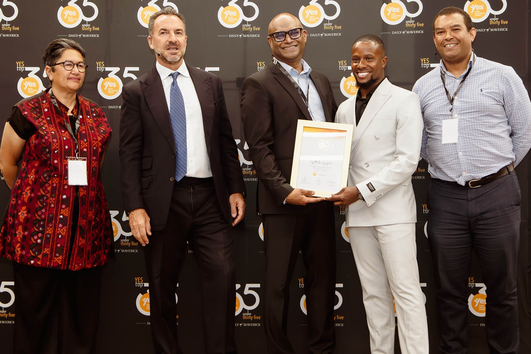 Horizontal copy_0018_Dean Ndlovu01_464